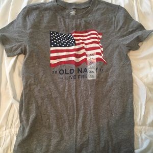 Old Navy tee